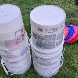 5 Gallon Bucket 