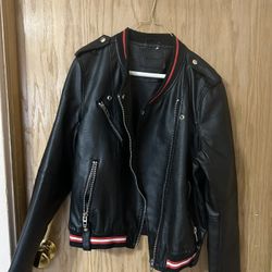 Blank NYC Women’s Black Fall/Winter Leather Jacket Red Stripe Trim Size L 
