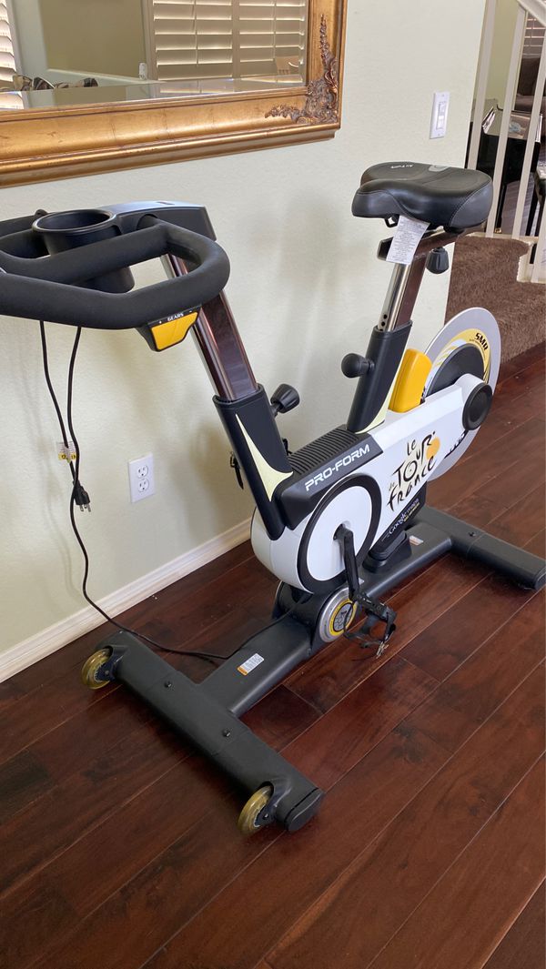 ProForm Le Tour De France Stationary Exercise Bike for Sale in Carlsbad, CA OfferUp