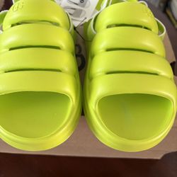 Sandalias UGG Size 5