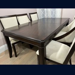 Dinning Table And 6 Chairs , Extendable 