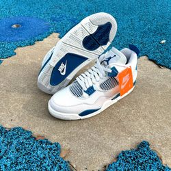 Jordan 4 Retro Military Blue 