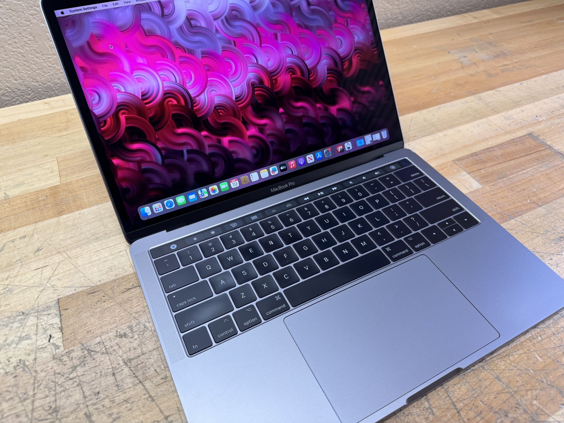 2017 13” MacBook Pro - 3.1 GHz i5 - 16GB - 500GB SSD