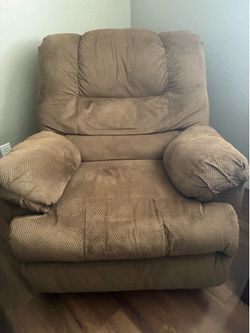 Futon and recliner