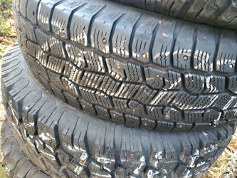 245/75/16 studded snow tire