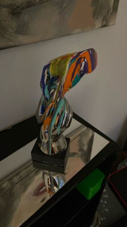 Small hands art piece statue