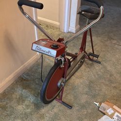Stationary exercise bike
