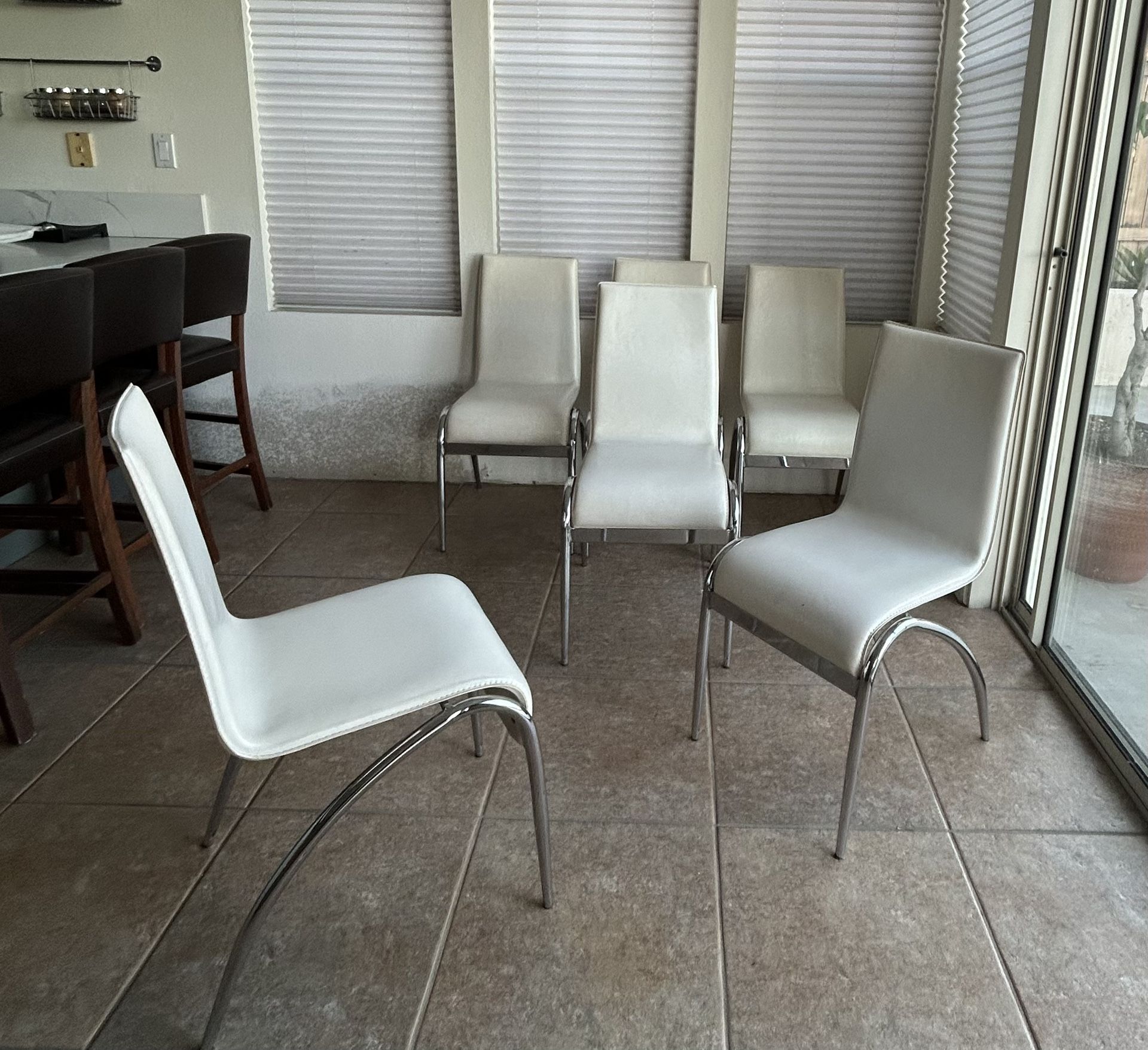 6 Chairs