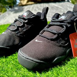 Nike x Supreme SB Darwin Low Black (FQ3000-001) Women’s Size 6.5 W