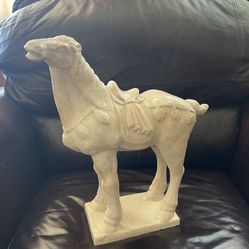 Chinese Horse 🐎  Ceramic - Buyers Only Plzzz