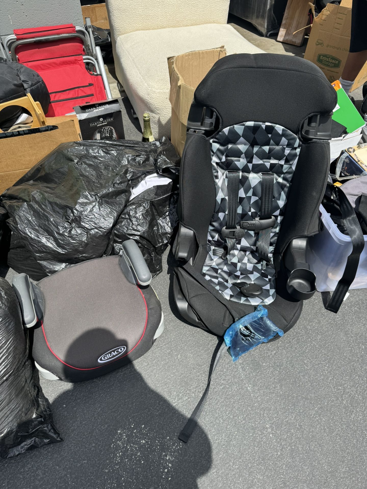 Car seats And Mini Crib