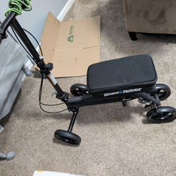 Knee Rover