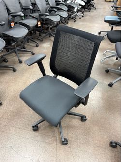 Steelcase Think V1 Office Chair Hunter Green