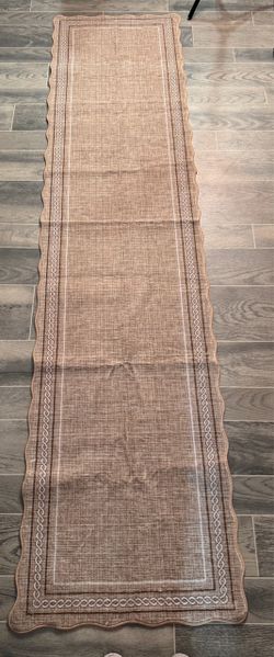 GarveeHome 2’ x 8’ Scalloped Runner Rug with Braided Border/beige,brown and white