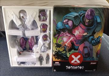 Marvel Legends HasLab Sentinel & Galactus