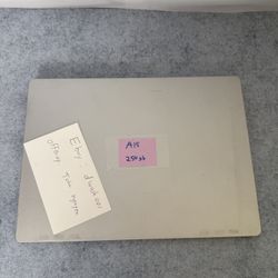 Microsoft Surface Laptop | Intel i5 | 8GB RAM | 256GB SSD | Touchscreen