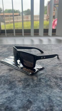 Oakley Men's OO9102-U2 Holbrook 57mm Matte Black Sunglasses