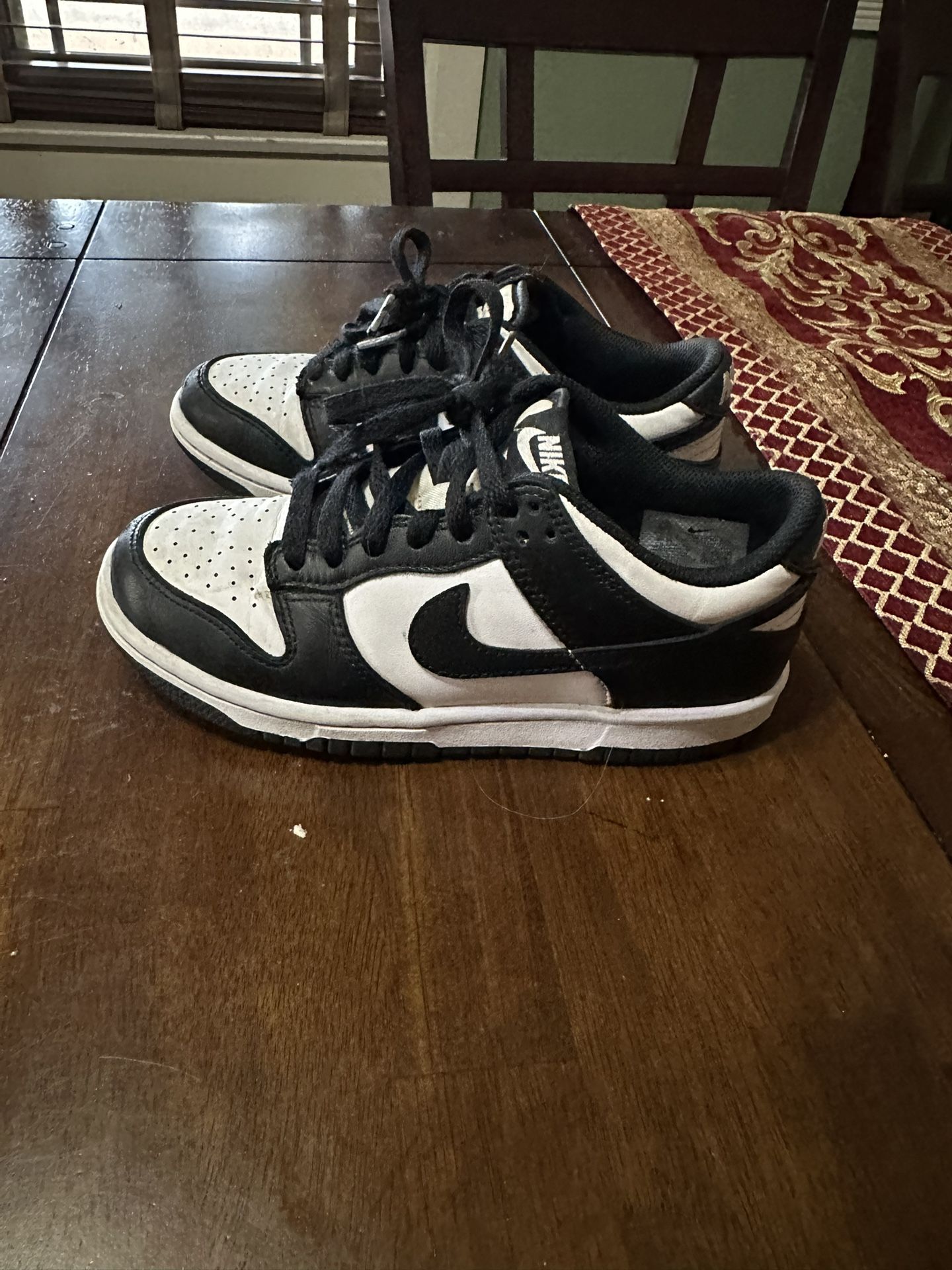 Nike Panda Dunks