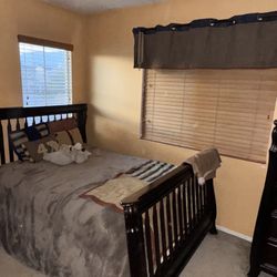 Solid Wood Full Size Bedroom Set 