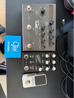Guitar pedals