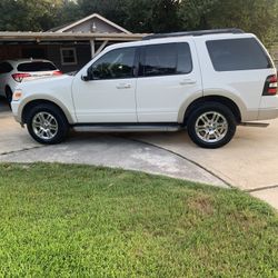 2010 Ford Explorer Eddie Bauer