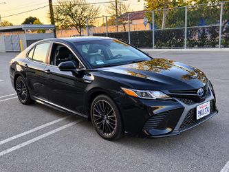 2018 Toyota Camry Hybrid