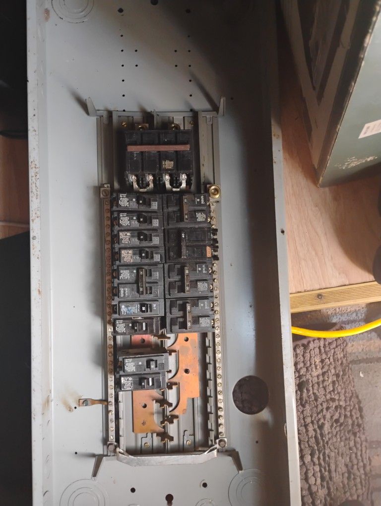 Breaker Box Panel With 200 Amp Main And Breakers