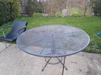 Steel yard table