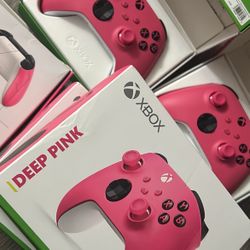 Xbox Wireless controllers 
