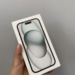 ⚫️📱 iPhone 15 128 GB Unlocked BH100% 🔋 Case And Headphones For Free 🖤📱‼️