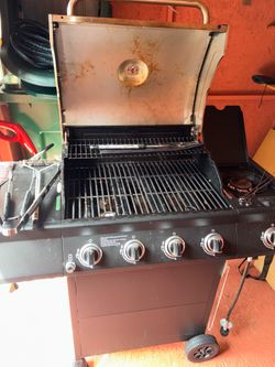 Nexgrill 4-Burner Propane Gas Grill with Side Burner
