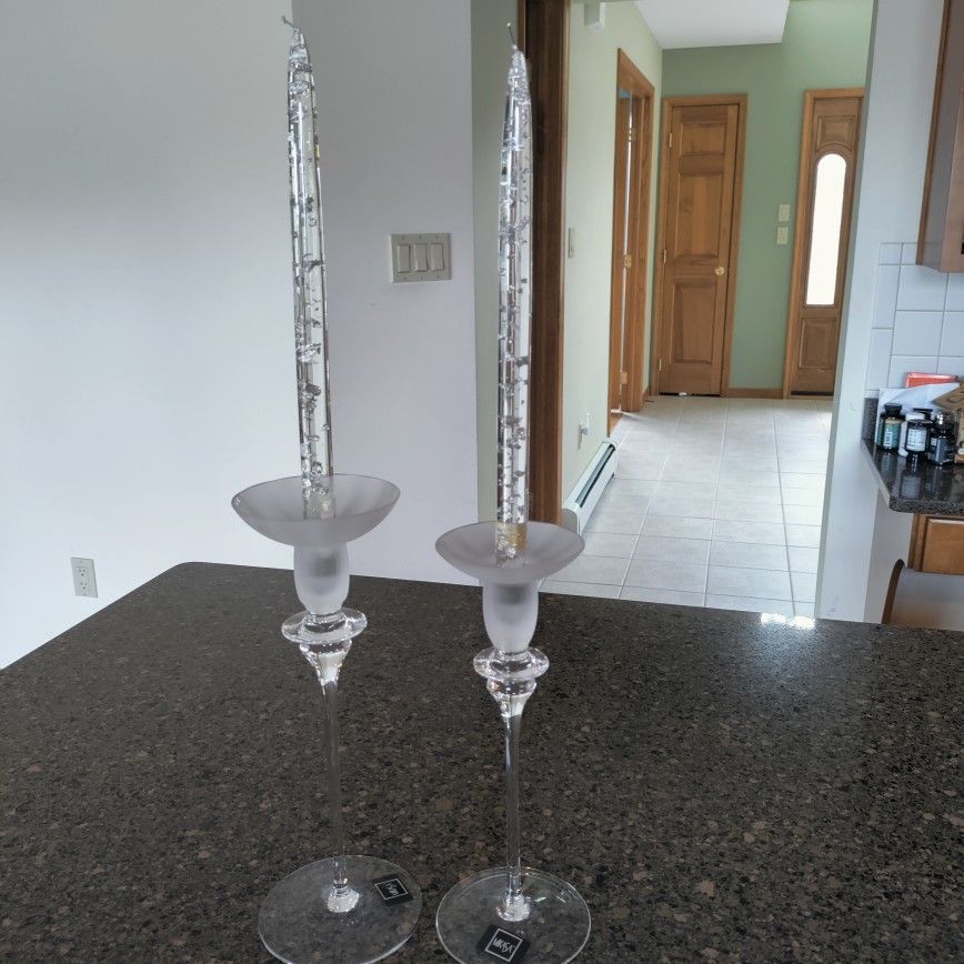 Mikasa Chandon Frost Candleholders With Decorative Candles