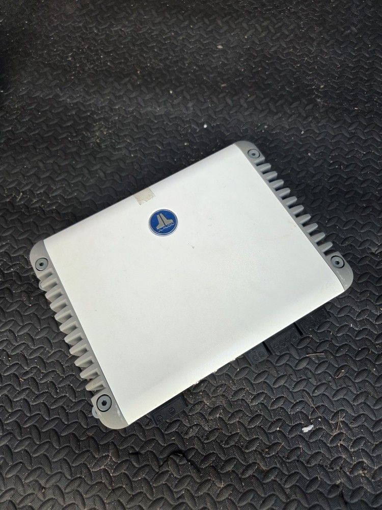 JL Audio MHD900/5-24V Marine Amplifier