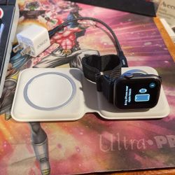 Apple Duo Charger & Apple Watch Series 4 44mm