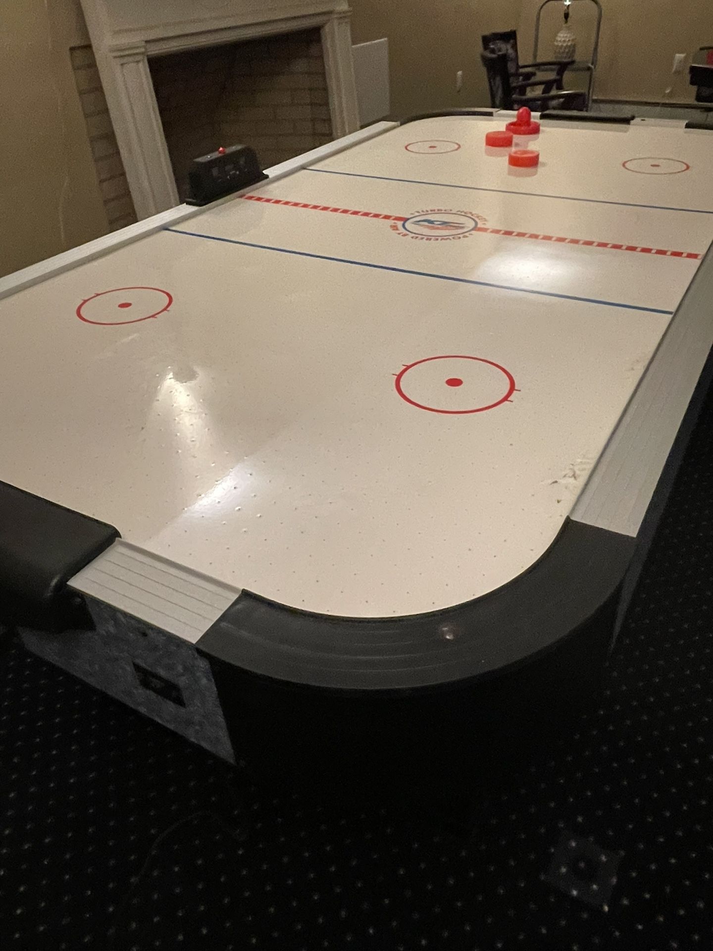 Air Hockey Table