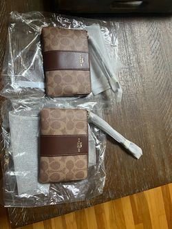 Coach Signature Zip Wallet – Lot of 2