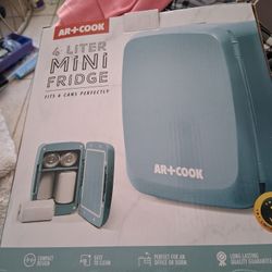 4  Liter Mini Fridge 