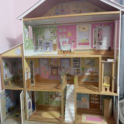 Doll House FREE