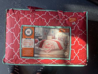 7 piece reversible complete bed set