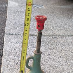 Vintage Malleable Iron Jack 1X6