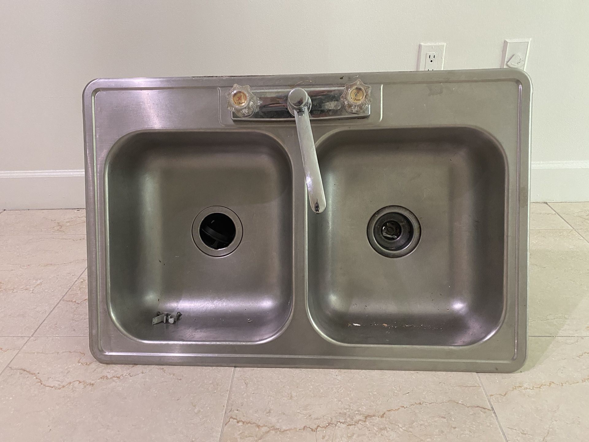 $50 Stainless Double Sink With Faucet And Garbage Disposal 
