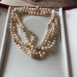 Pearl Necklace 