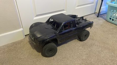 Traxxas UDR 1/7 Scale