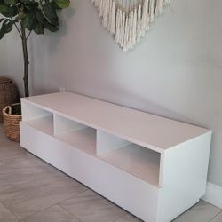 White Modern TV Stand