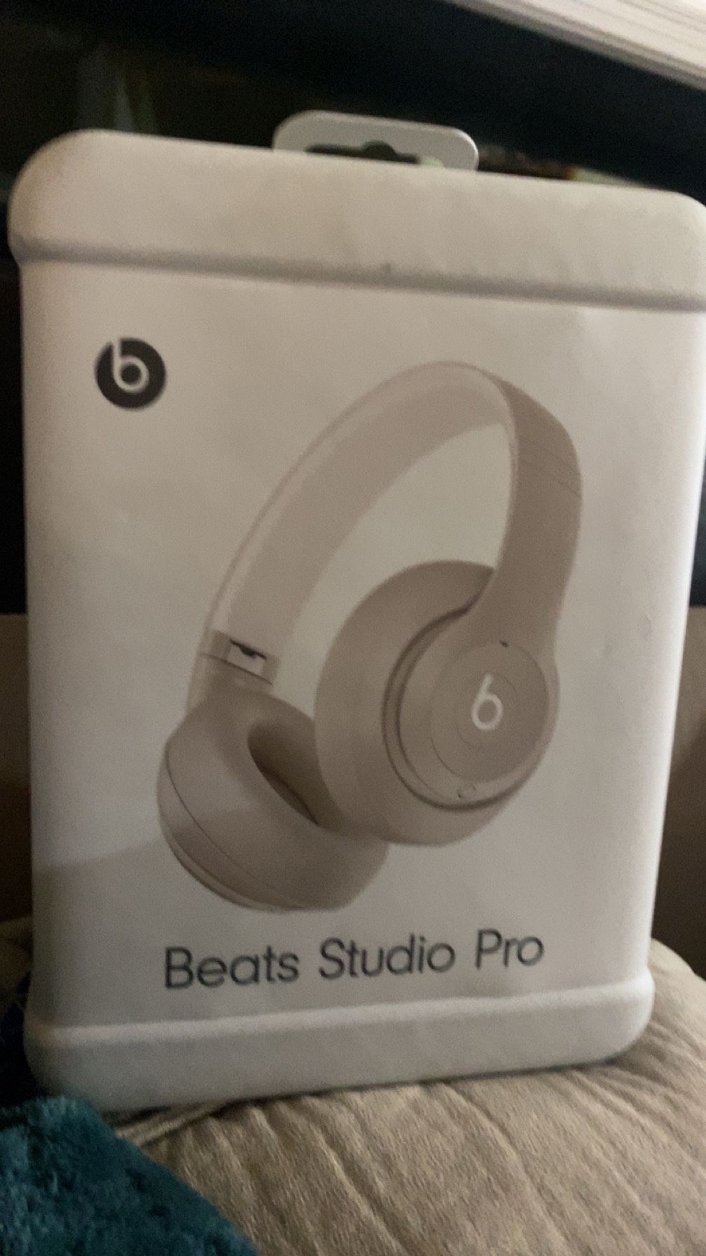Beats Studio Pro