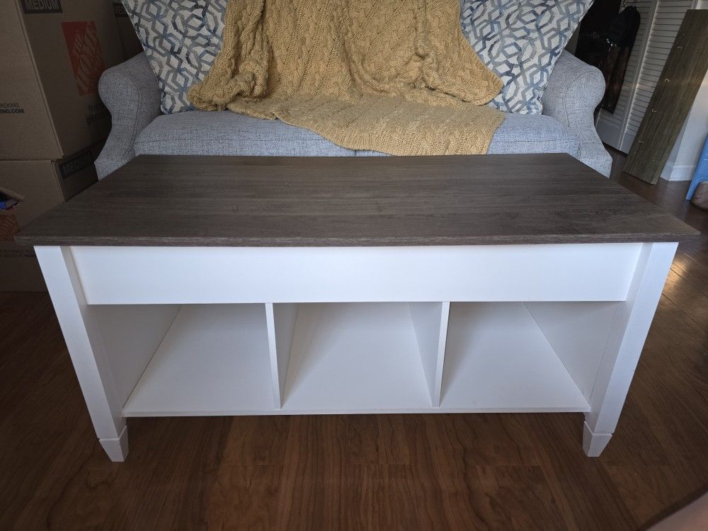Coffee Table With Hidden Storage 