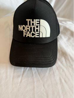 Men’s North Face Hat, Black & White Ball Cap, SnapBack, Great Condition