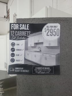 Kitchen cabinets set