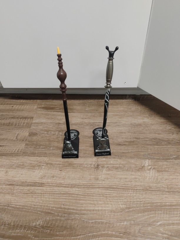 Harry Potter Wands With Stands And Box