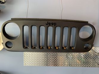 2018 Jeep Wrangler JKU Freedom Ed Grill
